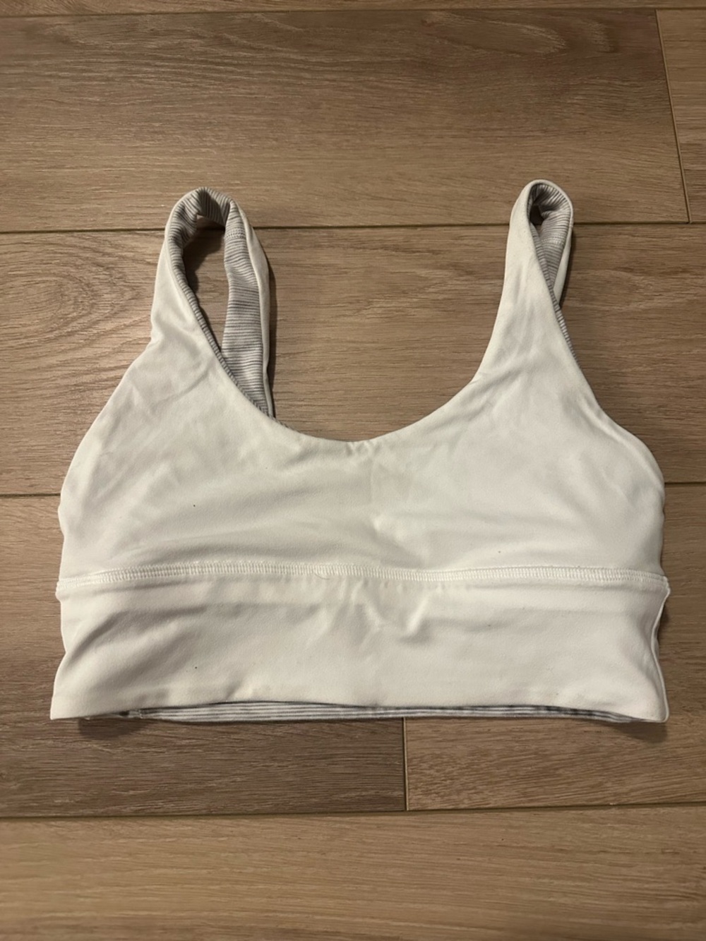 lululemon athletica White Reversible Sports Bra Size 6